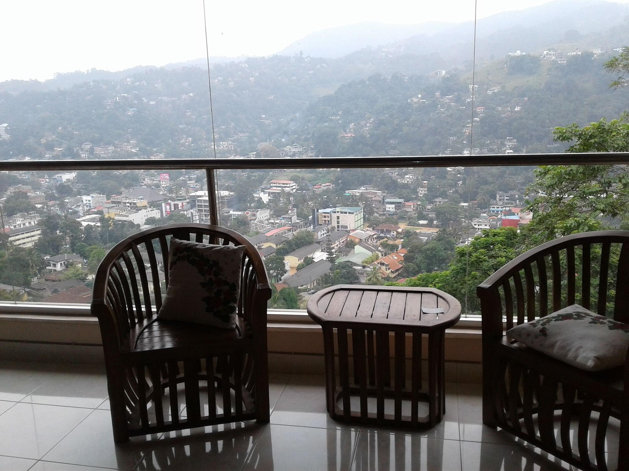 Kandy View Garden Hotel Bagian luar foto