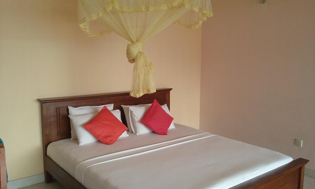 Kandy View Garden Hotel Bagian luar foto